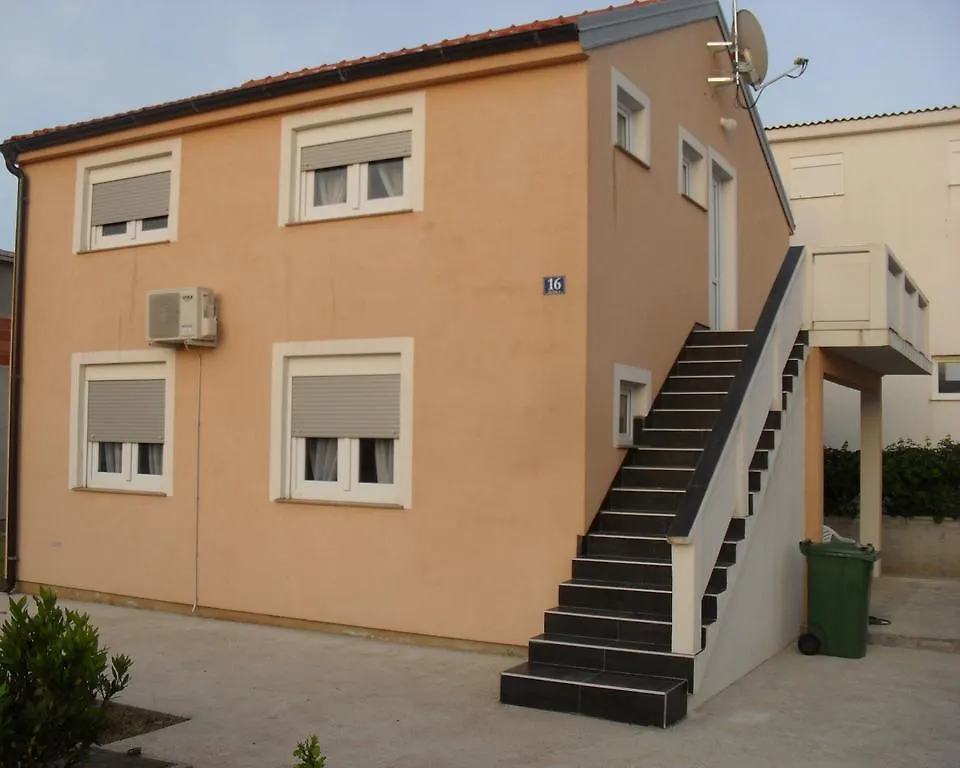 Apartment Bucic Vir Kroatië