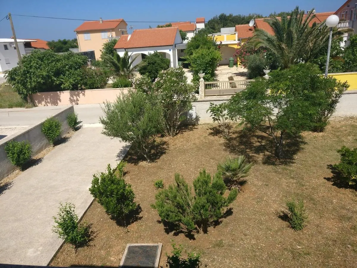 Apartment Bucic Vir